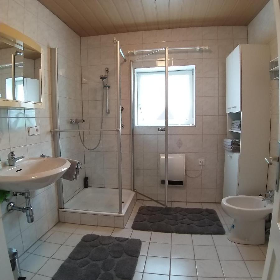 Haus Im Gruenen - Gmundennaehe Pinsdorf Luaran gambar